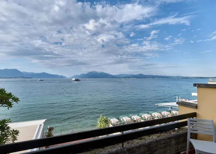Lydie Apt. Exclusive Holigarda
