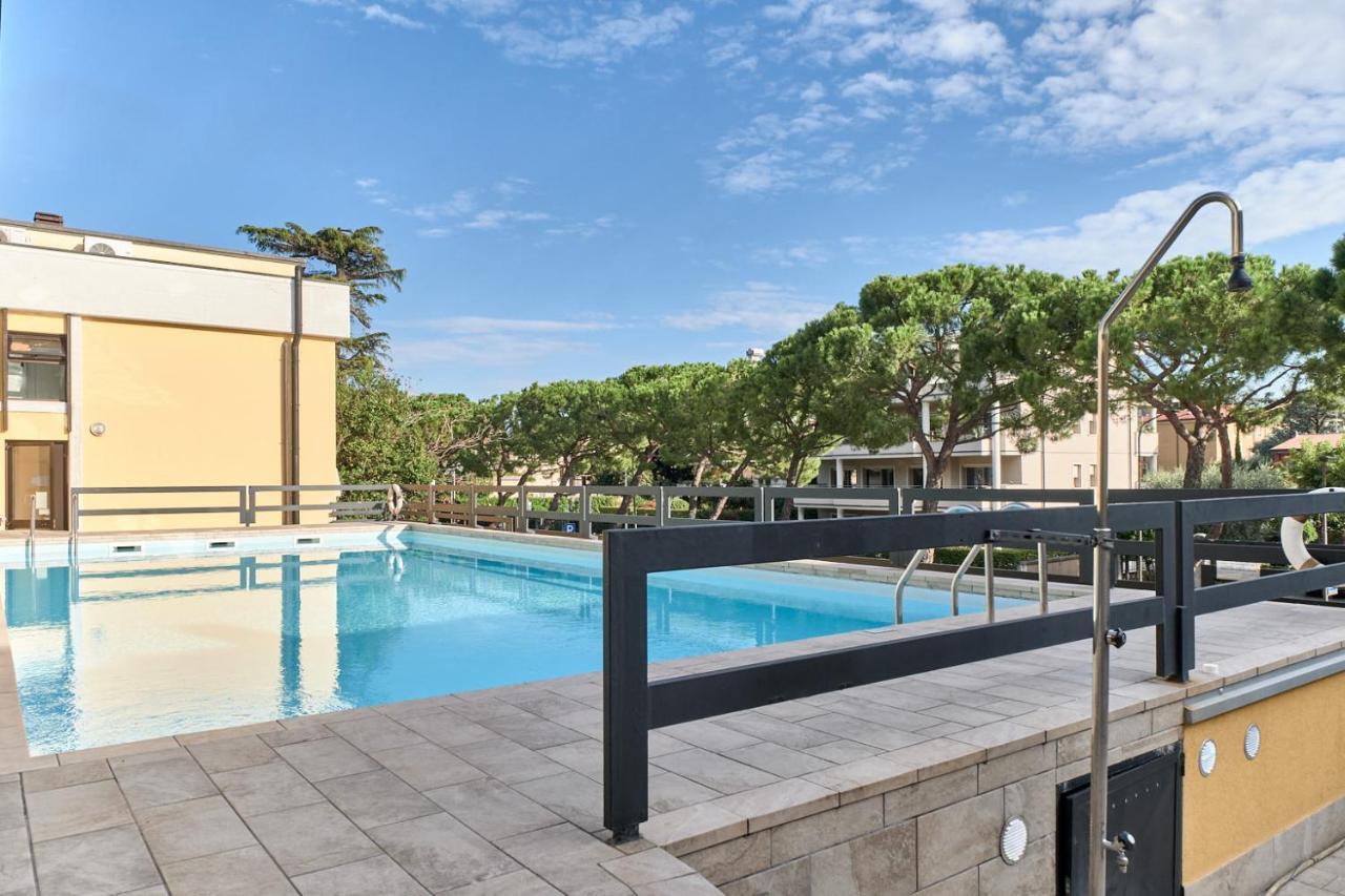 Apartment Lydie Apt. Exclusive Holigarda Desenzano del Garda